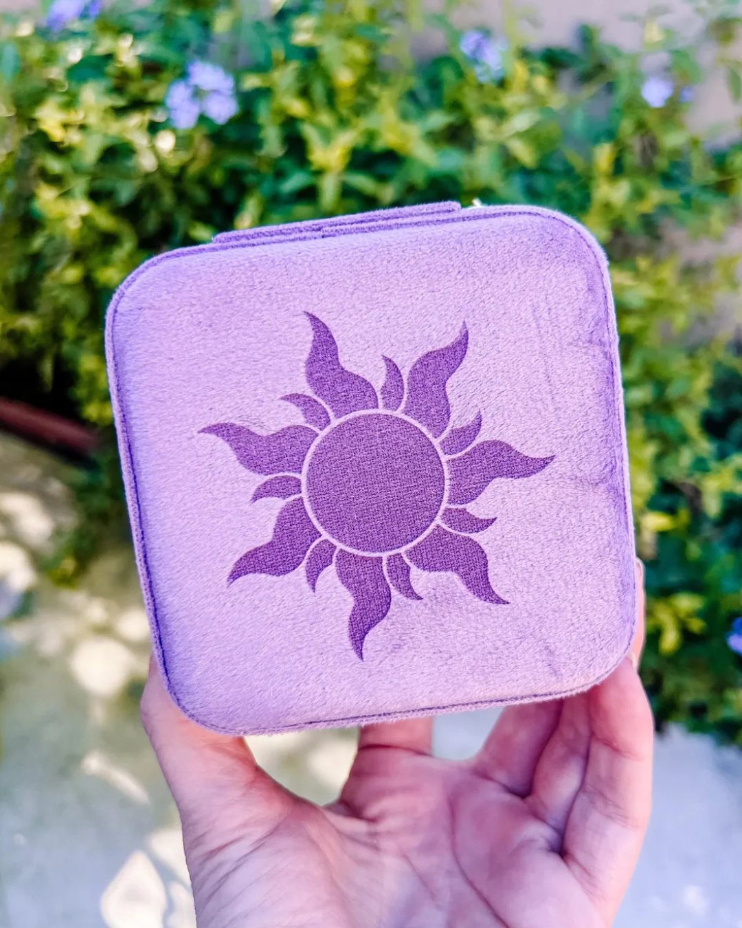Gleam and Glow Velvet Jewelry Case